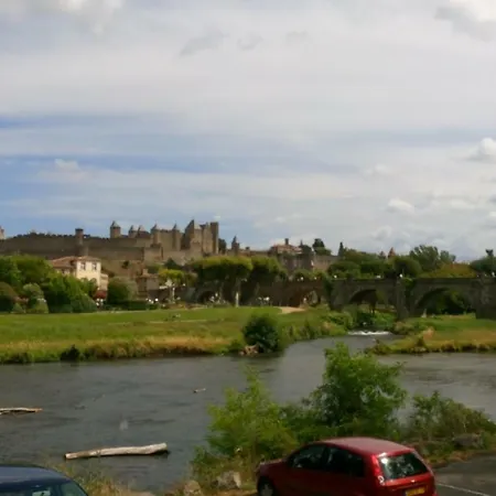 Loft Domloc 아파트 *